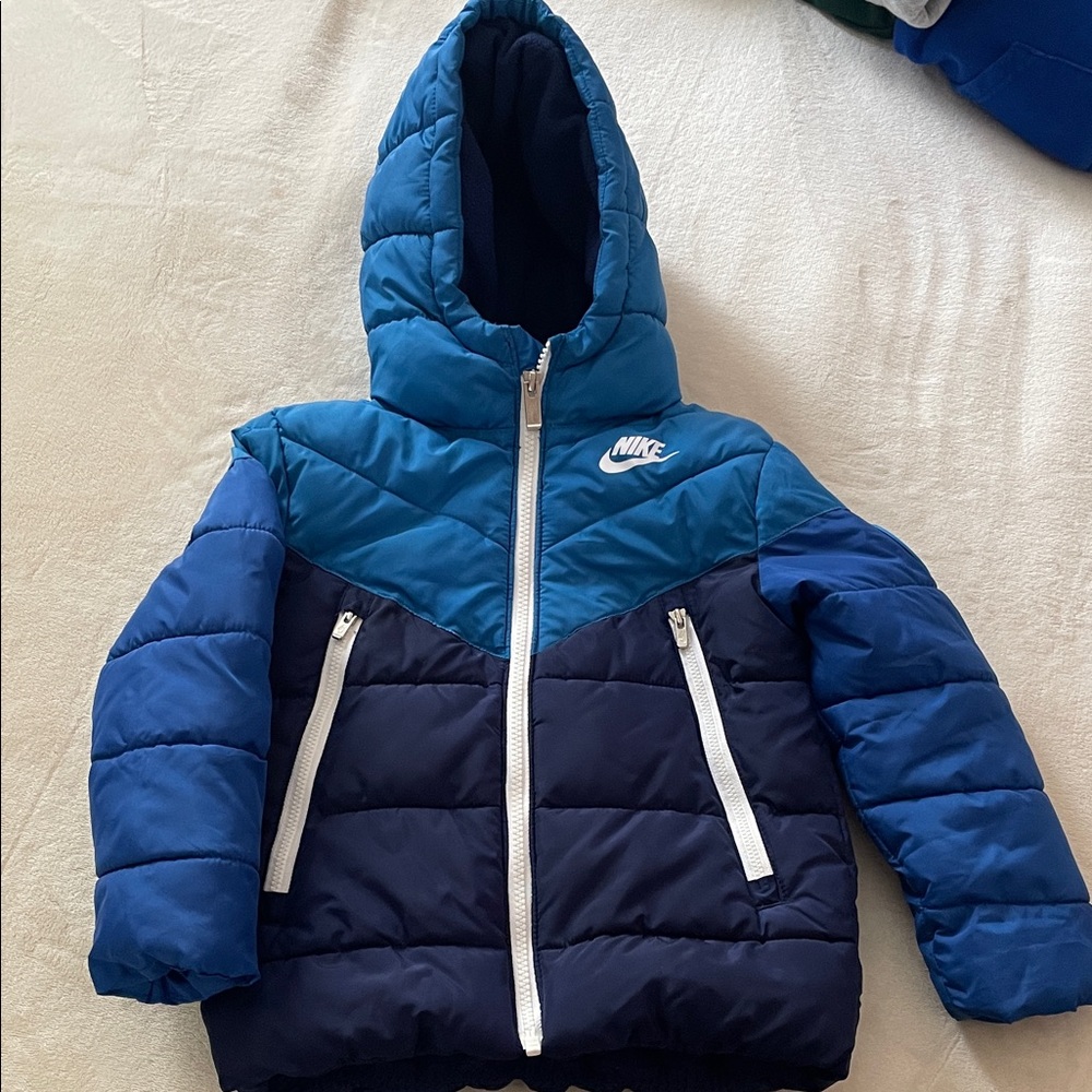 Nike Two-Tone Blue Hooded Jacket